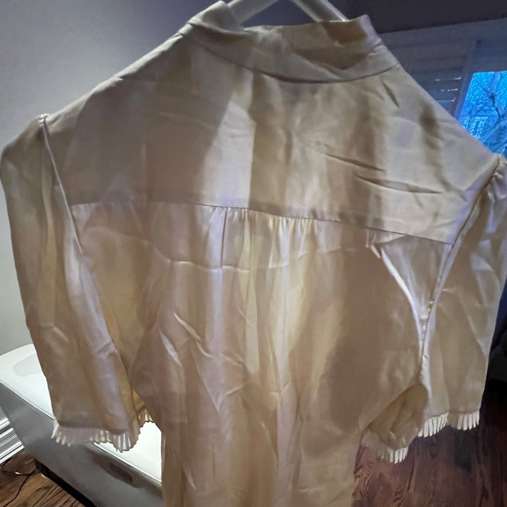 Cream silk blouse almost new
